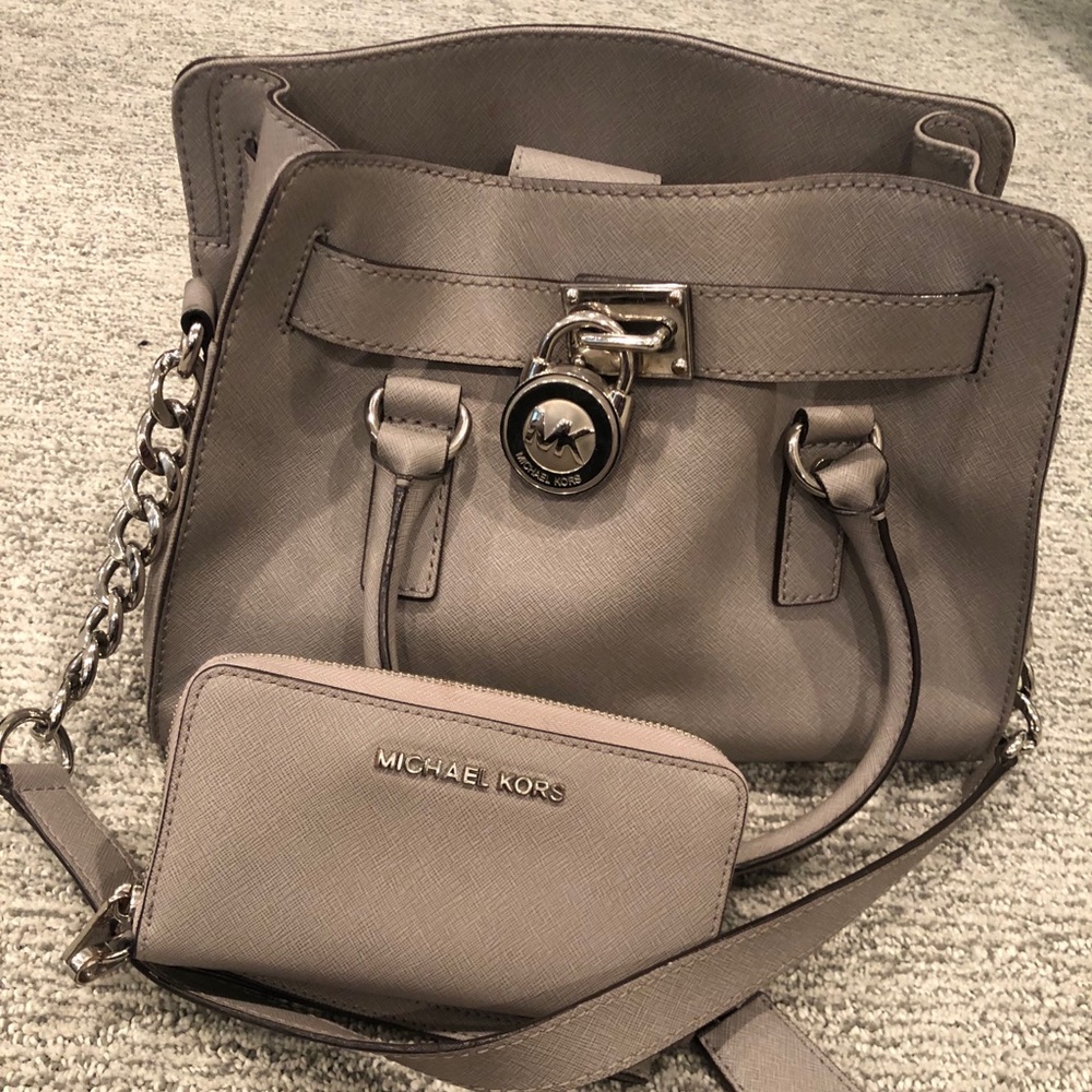 Hamilton Michael Kors with matching wallet